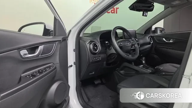 Hyundai The New Kona Hybrid 2023 Белый из Кореи, фото 4