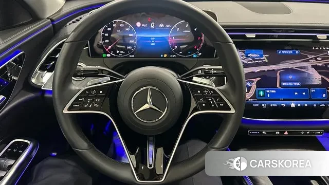 Mercedes-Benz E-Class W214 2024 Белый из Кореи, фото 4