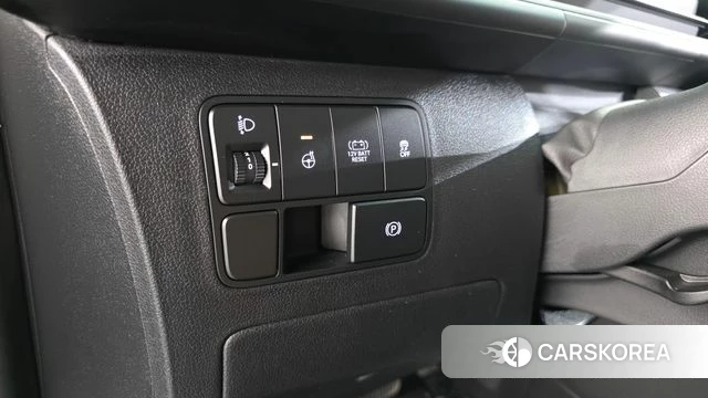 Hyundai Staria 2024 Белый из Кореи, фото 4