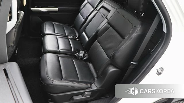 Ford Explorer 6th Generation 2022 Белый из Кореи, фото 4