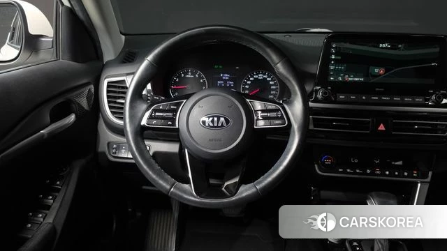 Kia Seltos 2021 Белый из Кореи, фото 4
