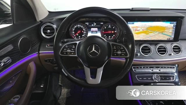 Mercedes-Benz E-Class W213 2019 Черный из Кореи, фото 4