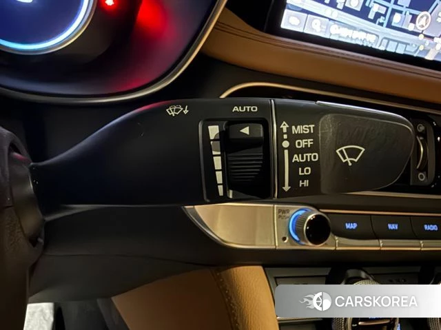 Genesis The New G70 2023 Белый из Кореи, фото 4