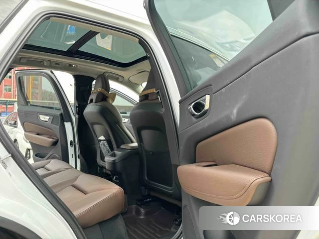 Volvo XC60 2019 Белый из Китая, фото 4