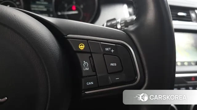 Jaguar E-PACE 2020 Белый из Кореи, фото 4