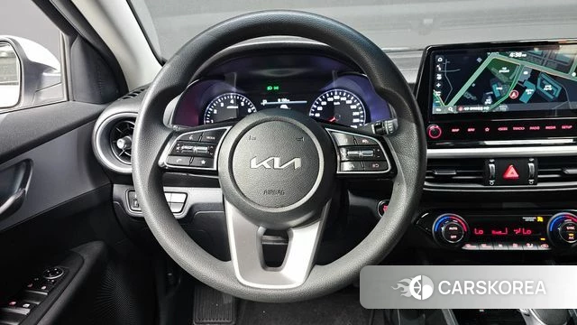 Kia The New K3 2nd generation 2021 Белый из Кореи, фото 4