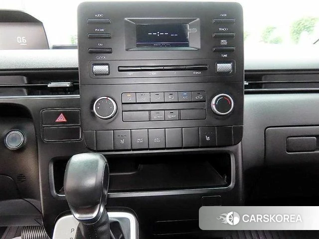 Hyundai Staria 2023 Синий из Кореи, фото 4