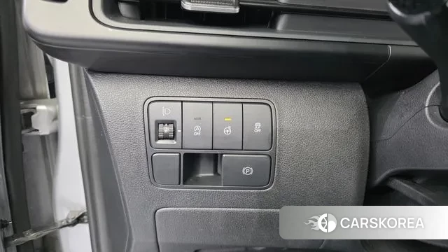 Hyundai Staria 2021 Серебряный из Кореи, фото 4