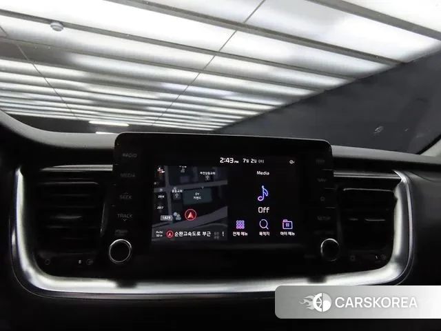 Kia Stonic 2020 Белый из Кореи, фото 4