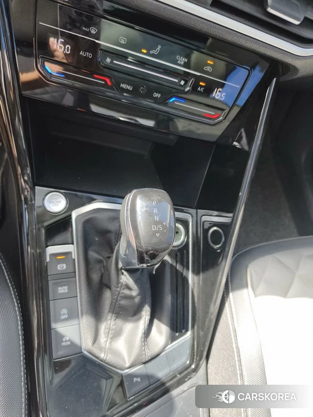 Volkswagen Tanyue 2023 Белый из Китая, фото 4