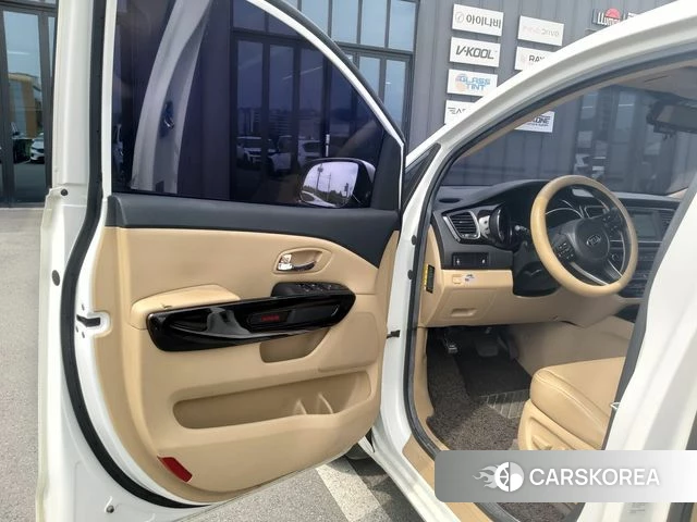 Kia The New Carnival 2018 Белый из Кореи, фото 4