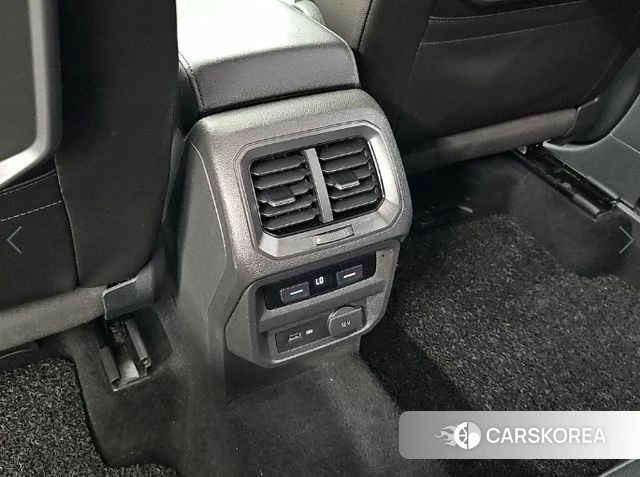 Volkswagen Tiguan second Generation 2018 Белый из Кореи, фото 4