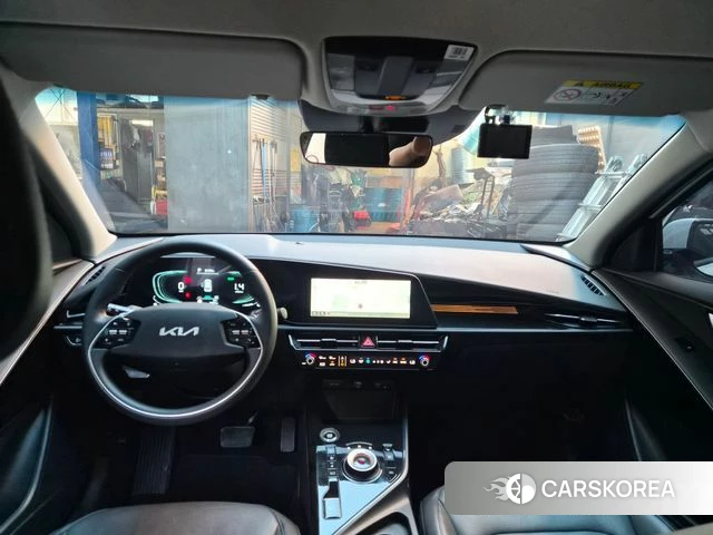 Kia Di Ol Nu Niro 2025 Белый из Кореи, фото 4