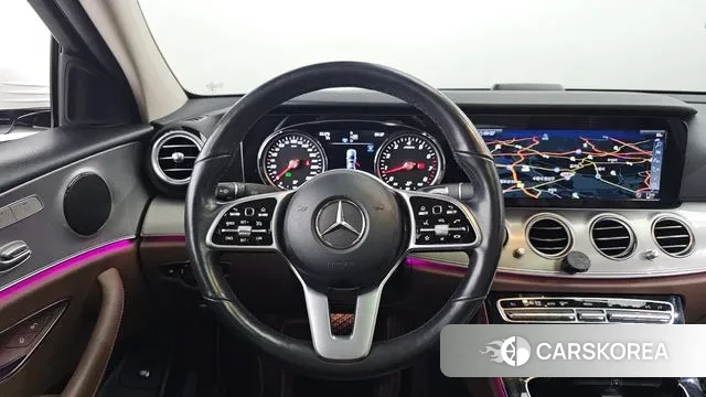Mercedes-Benz E-Class W213 2019 Белый из Кореи, фото 4