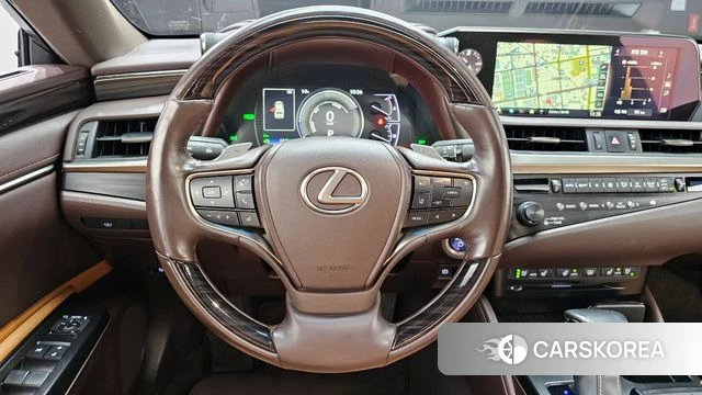Lexus ES300h 7th generation 2018 Черный из Кореи, фото 4