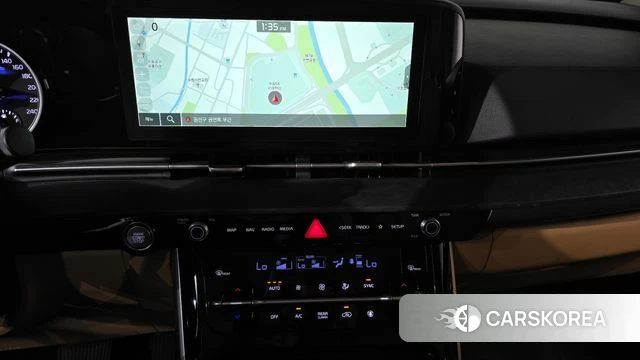 Kia Carnival 4th generation 2023 Белый из Кореи, фото 4
