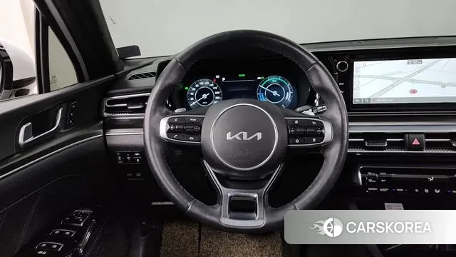 Kia K5 Hybrid 3rd Generation 2023 Белый из Кореи, фото 4