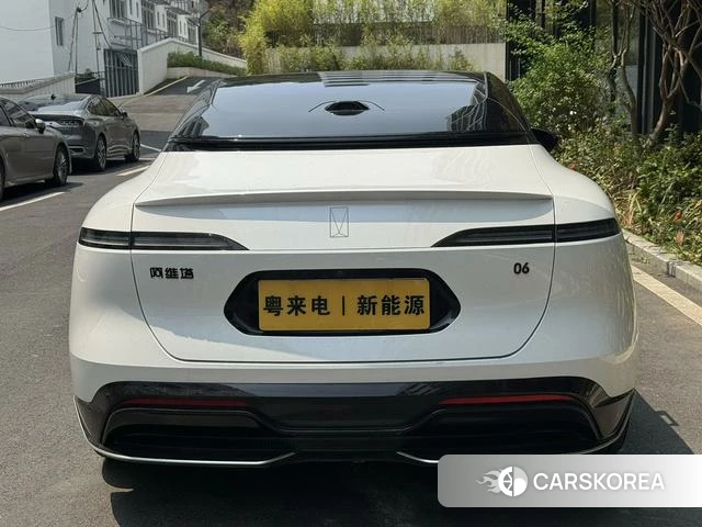 Avita 06 2025 Белый из Китая, фото 4