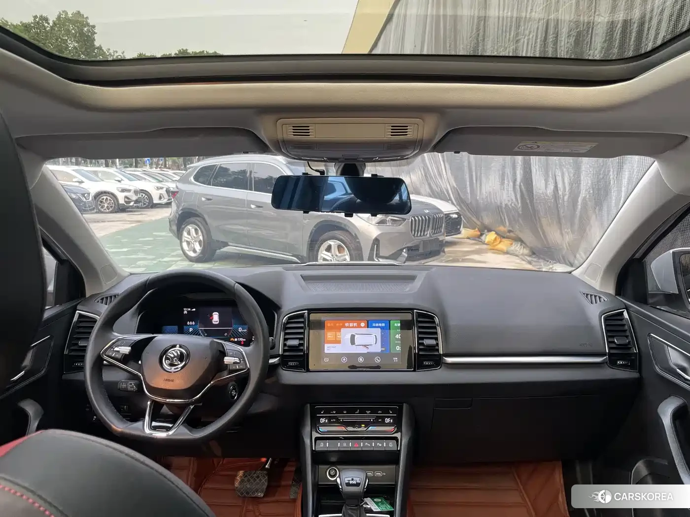 Skoda Krok 2023 Белый из Китая, фото 4