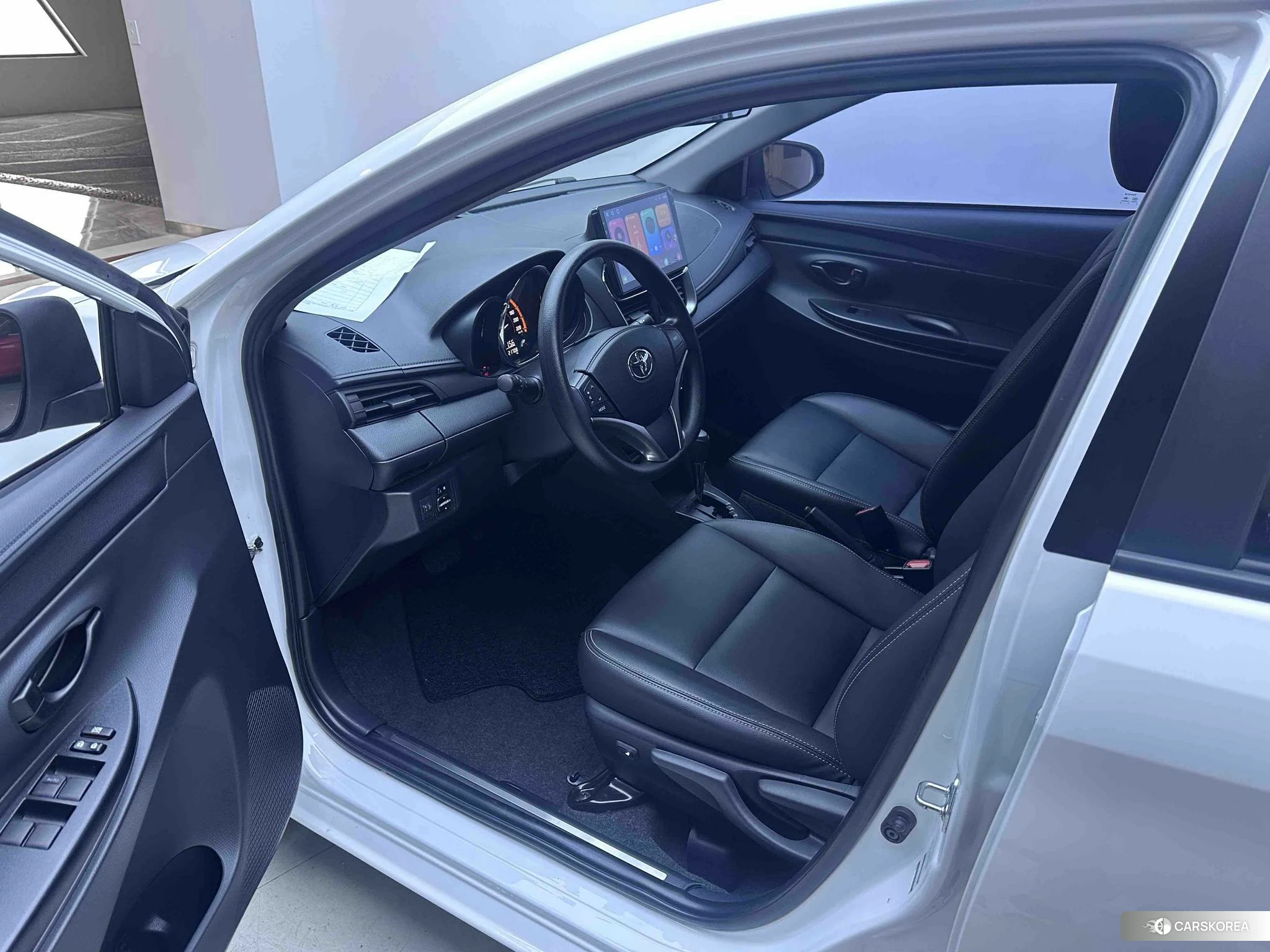 Toyota YARIS L Zhixuan 2021 Белый из Китая, фото 4