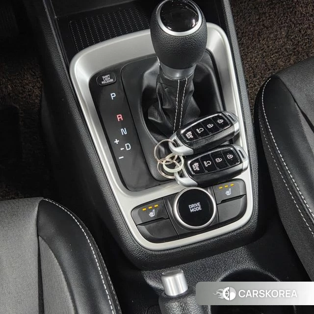 Hyundai Venue 2021 Белый из Кореи, фото 4
