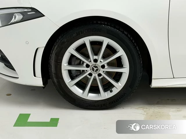 Mercedes-Benz Class A 2022 Белый из Китая, фото 4