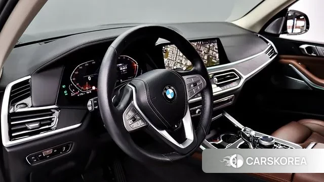 BMW X7 (G07) 2022 Черный из Кореи, фото 4