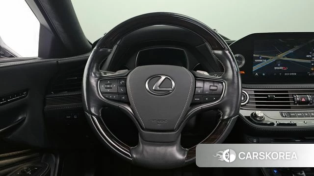 Lexus LS500 5th generation 2022 Серебряный из Кореи, фото 4