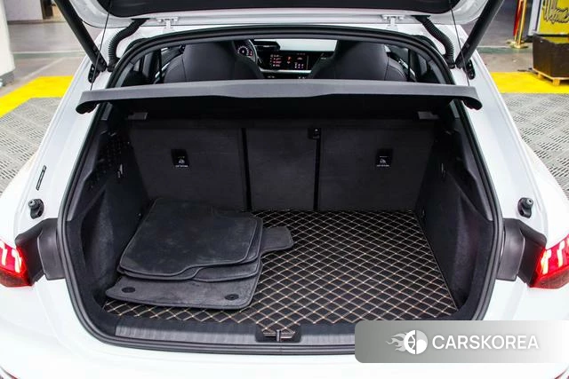 Audi A3 2024 Белый из Китая, фото 4