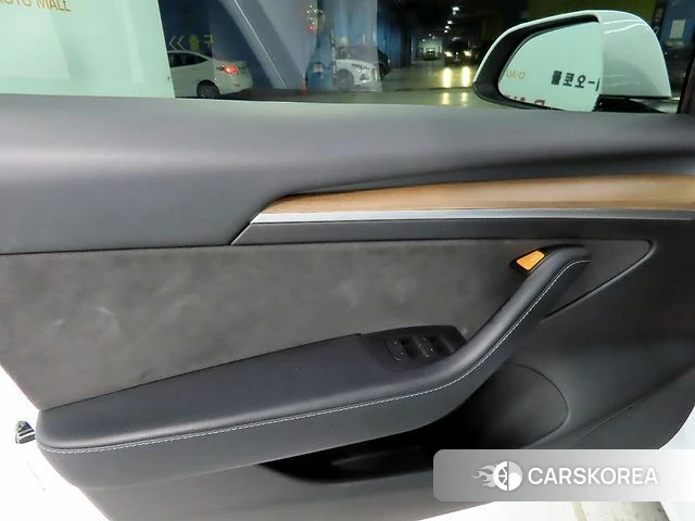 Tesla Model 3 2022 Белый из Кореи, фото 4