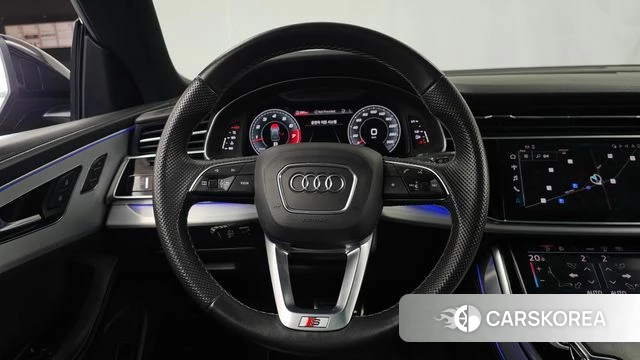 Audi Q8 (4M) 2021 Серый из Кореи, фото 4