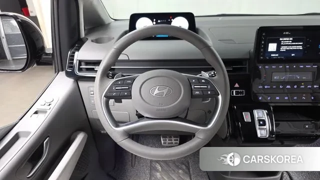Hyundai Staria 2025 Черный из Кореи, фото 4