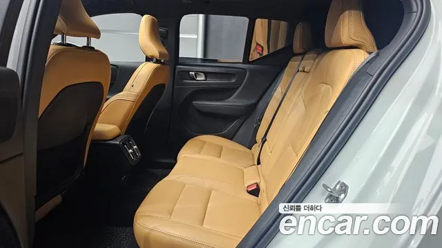Volvo XC40 2019 Белый из Кореи, фото 4