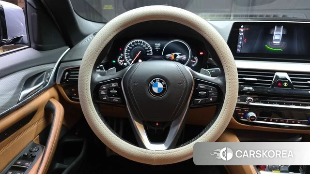 BMW 5 Series (G30) 2018 Серый из Кореи, фото 4