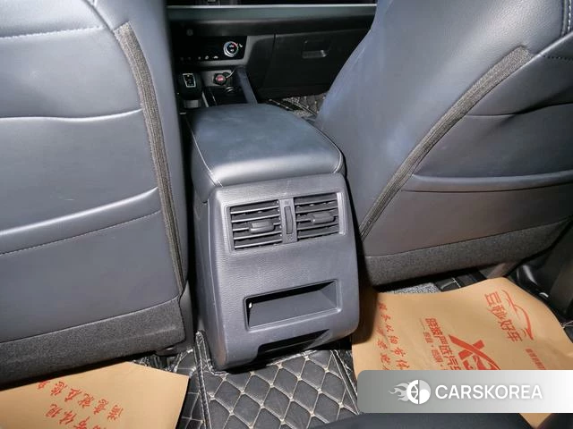 Mitsubishi  Outlander 2023 Белый из Китая, фото 4