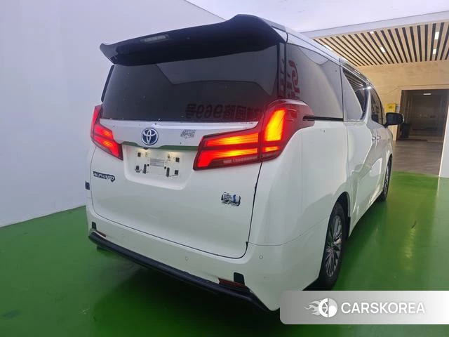 Toyota Elfa 2021 Белый из Китая, фото 4