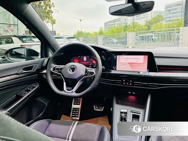 Volkswagen Golf 2023 Темно-серый из Китая, фото 4