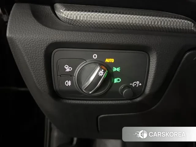 Audi New A3 2018 Черный из Кореи, фото 4