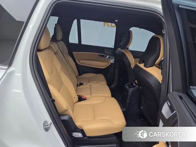 Volvo XC90 second Generation 2024 Белый из Кореи, фото 4