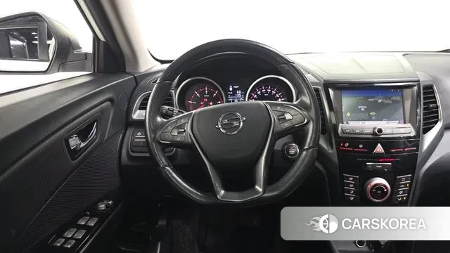 Ssangyong Tivoli Armor 2018 Белый из Кореи, фото 4