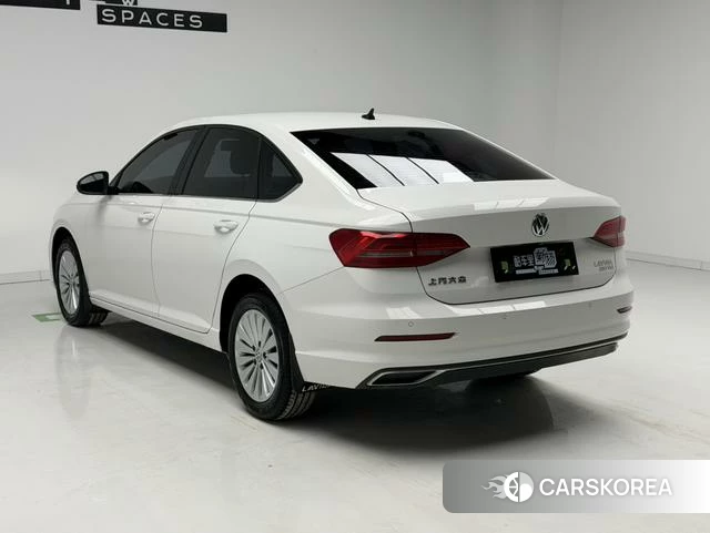Volkswagen Lavida 2021 Белый из Китая, фото 4