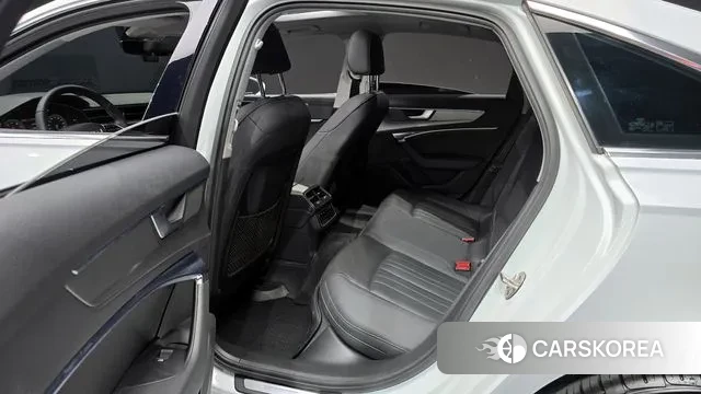 Audi A6 (C8) 2021 Белый из Кореи, фото 4