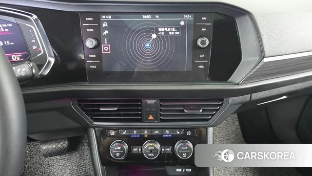 Volkswagen 7th Generation of Jetta 2023 Белый из Кореи, фото 4