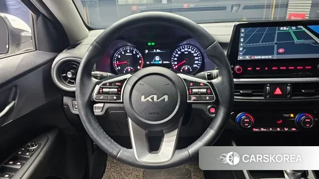 Kia The New K3 2nd generation 2021 Белый из Кореи, фото 4