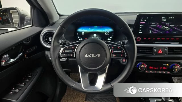 Kia The New K3 2nd generation 2022 Серый из Кореи, фото 4
