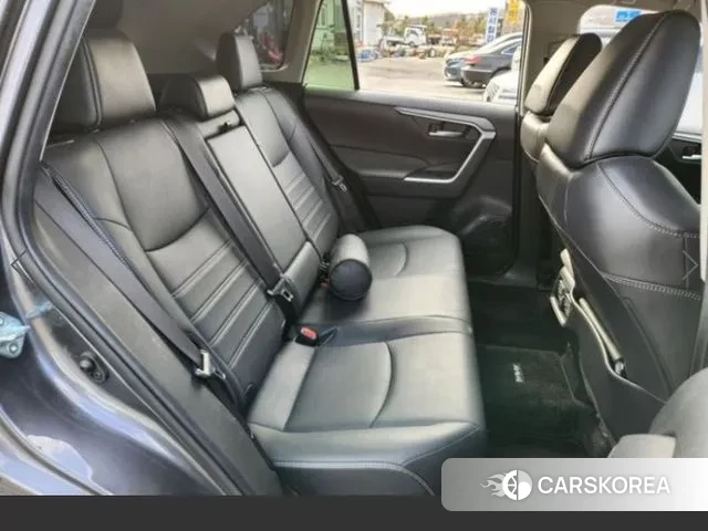 Toyota RAV4 5th Generation 2021 Черный из Кореи, фото 4