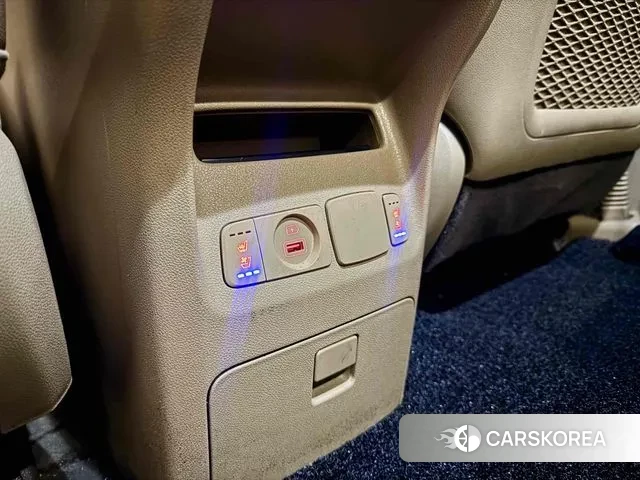 Kia The New Carnival 2019 Белый из Кореи, фото 4