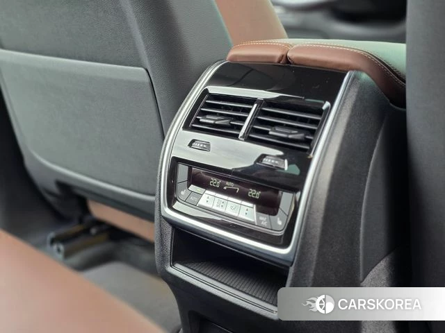 BMW X5 (G05) 2026 Цвет галактики из Кореи, фото 4