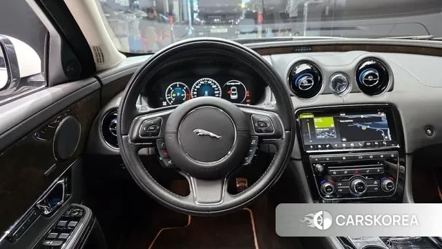 Jaguar All New XJ id 3494198 из Кореи 4