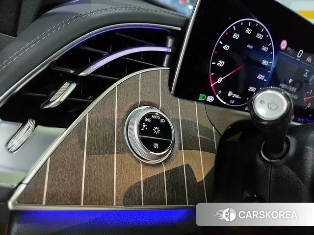 Mercedes-Benz E-Class W214 2025 Белый из Кореи, фото 4